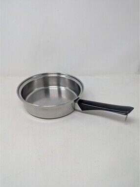 Amway Queen 8.5” Sauce Pan With Lid 18/8 Multi Ply Stainless Steel